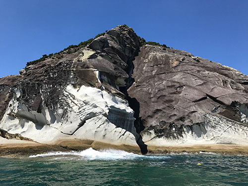 長崎＆五島列島2017／上五島1 キリシタン洞窟クルーズ_b0035734_17061408.jpg