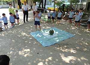 e0325335_1211371.jpg