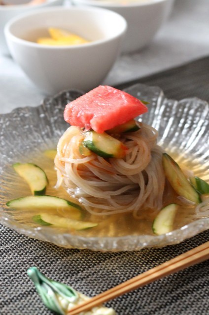 韓国冷麺_d0377645_22101147.jpg