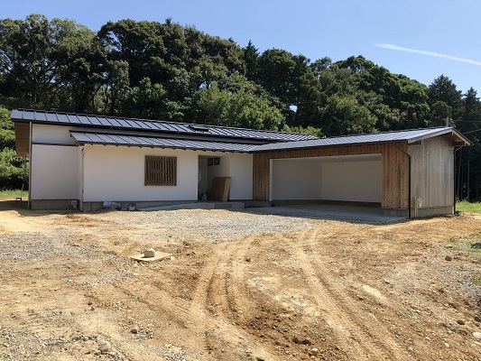 平屋建て \" FUKUROI・FOREST HOUSE \" 間もなく完成！_b0111173_13525532.jpg