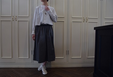スカートに迷ったら 。。_b0110582_12380544.jpg