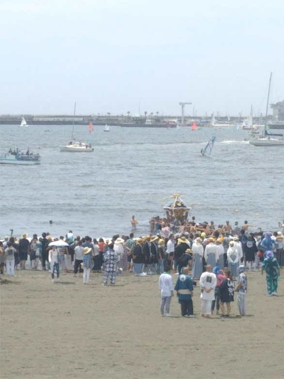 神幸祭_f0160346_08070615.jpg