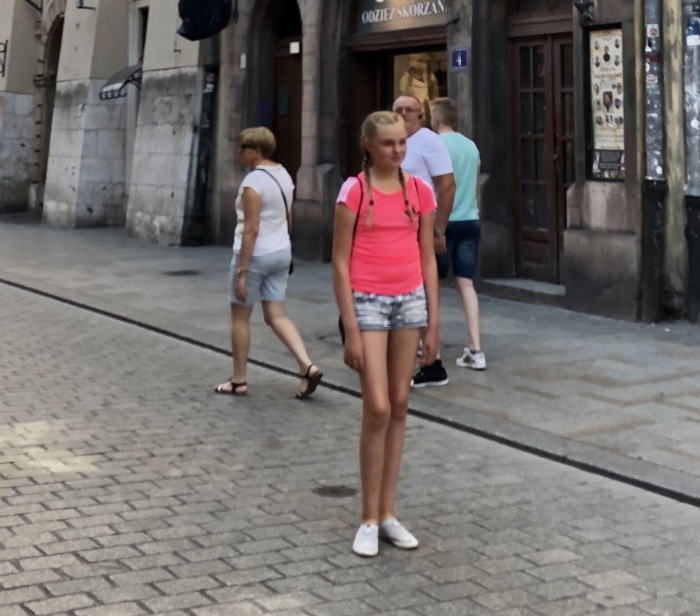 a0092659_00073041.jpeg