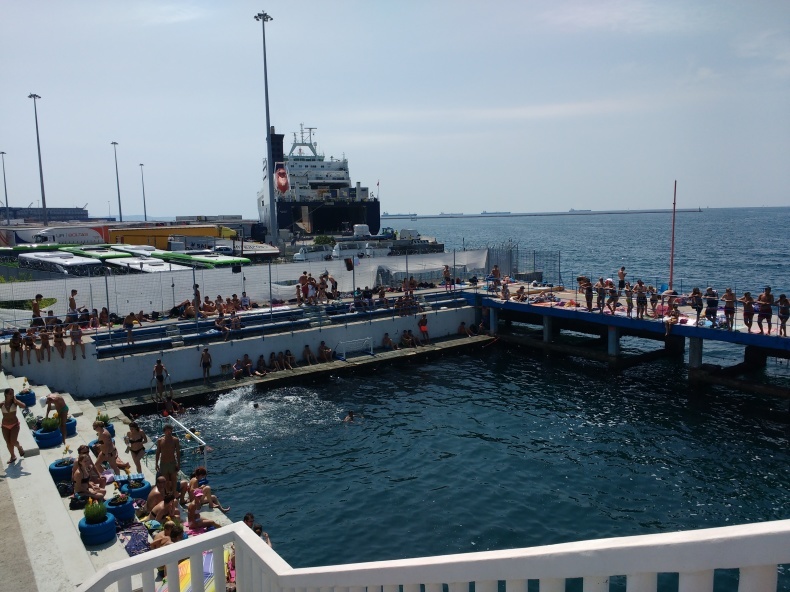 a0286469_17311046.jpg