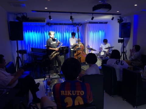 Jazzlive comin 広島  本日日曜日 と 明日月曜日_b0115606_09570159.jpeg