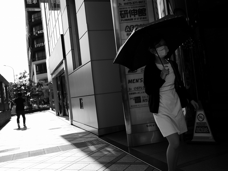 灼熱 白衣の天使?_e0374932_07122947.jpg