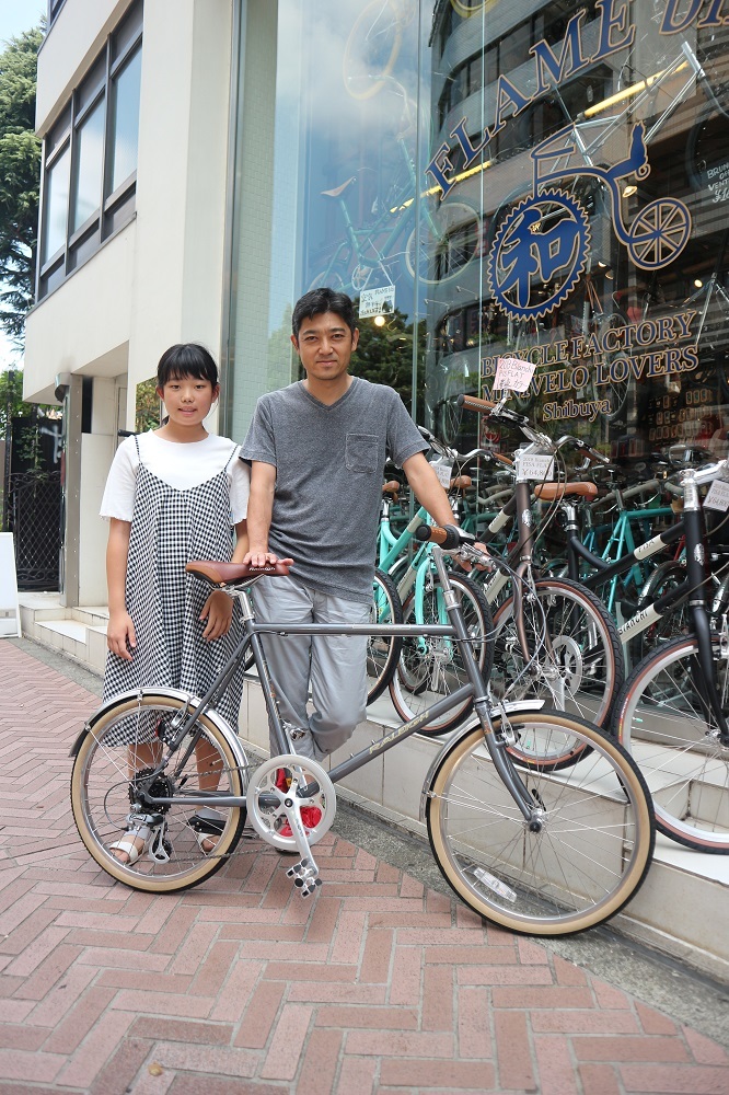 8月5日　渋谷　原宿　の自転車屋　FLAME bike前です_e0188759_18433546.jpg