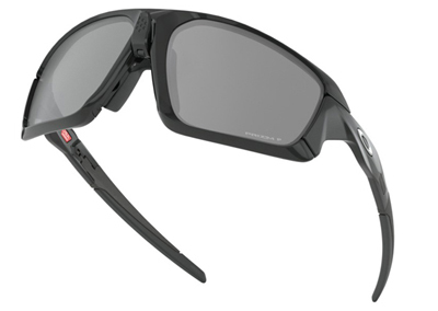 OAKLEY(オークリー)2018年新作セミリムライフスタイルサングラスSLIVER EDGE(スリバー エッジ)アジアフィット入荷!_c0003493_21092570.jpg