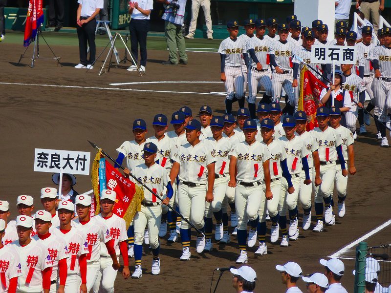 夏の高校野球選手入場（関西）20180805_e0237645_19103036.jpg