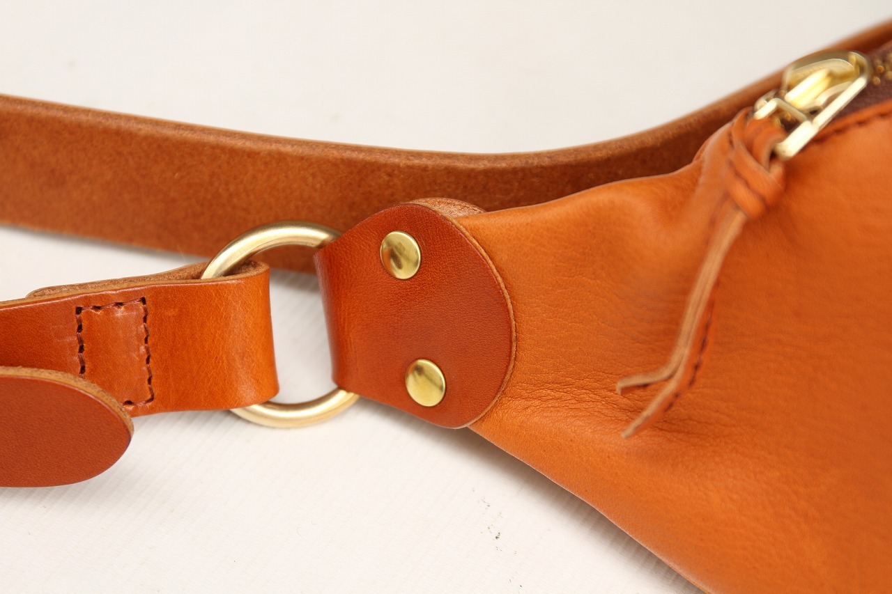 ■SLOW/FANNY PACK 300S61E_b0139233_11520877.jpg