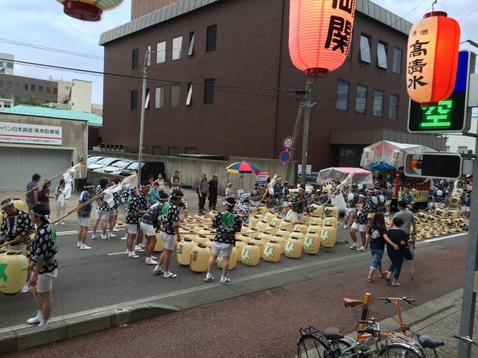 竿燈祭り_b0093660_23260443.jpg