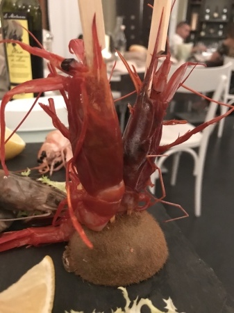 トリニタ橋近くのお洒落な『魚介のビストロ』_a0136671_23400943.jpeg