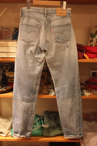 今は無きUSA工場で作られた \"Vintage Levi\'s 501\" ご紹介_f0191324_09090903.jpg