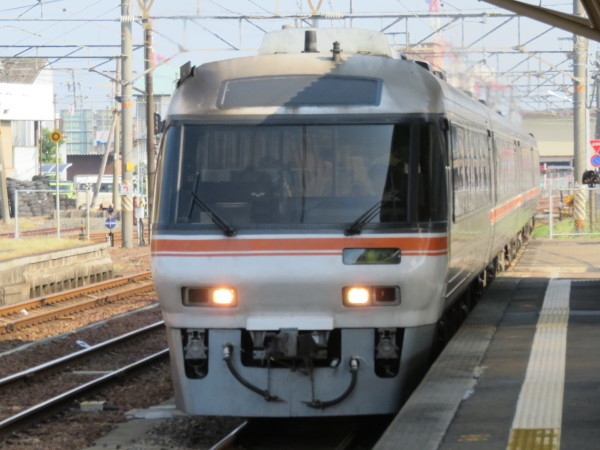 a0371391_08355627.jpg