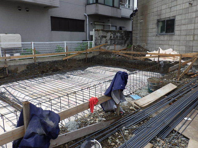 盛岡市本町通　地域材を使い大工の作る木造3階建住宅　進行中です！_f0105112_04360541.jpg