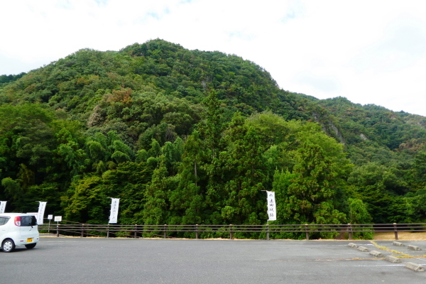 暑さ続く　鳩吹山 (313.5M)から犬山まで縦走する_d0170615_21222443.jpg