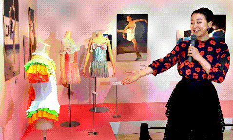 e0199691_00565226.gif