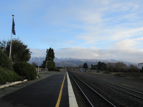 冬のニュージーランド旅（17) スプリングフィールド駅からトランツアルパインに乗りました！_c0212604_21524458.jpg