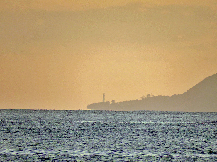 f0214649_04031879.jpg