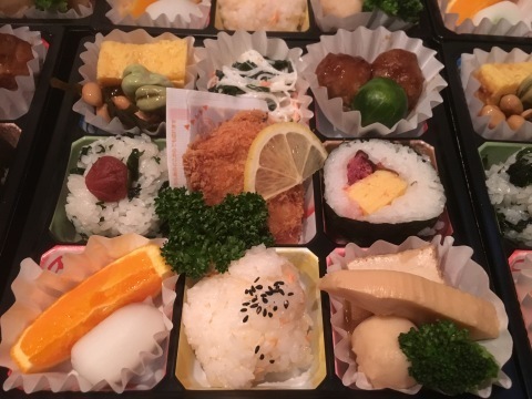 仕出し弁当。金額比較。1000円、1500円、2000円、2500円,_e0230154_07555401.jpeg
