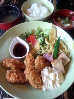 早稲田　お菜処 麻の葉のかきフライ定食_f0112873_10414756.jpg