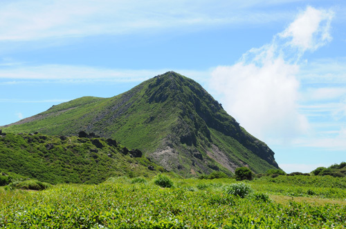 中岳登山_c0049537_12025745.jpg