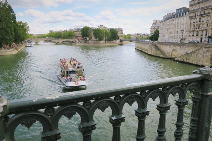 e0300042_15423698.jpg