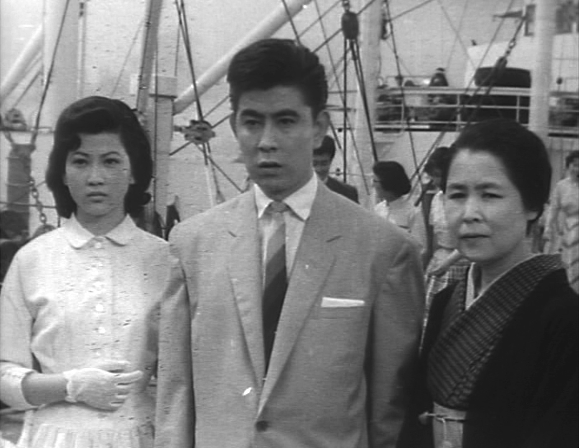 三ツ矢歌子(Utako Mitsuya)「女真珠王の復讐」(1956)《前編》_e0042361_15104796.jpg