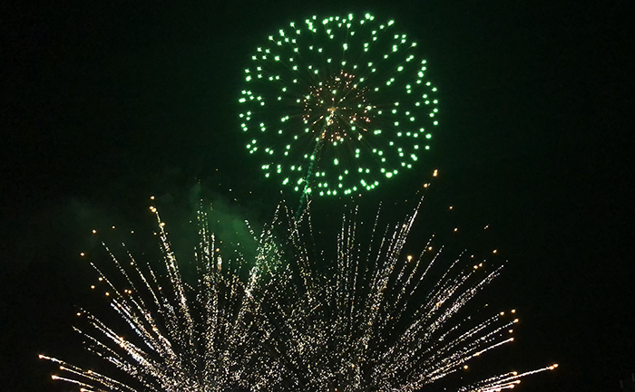 八景島シーパラダイス花火写真&花火動画アップ!2018年*動画も写真も同時にすべてiPhone撮影_e0171573_198247.jpg