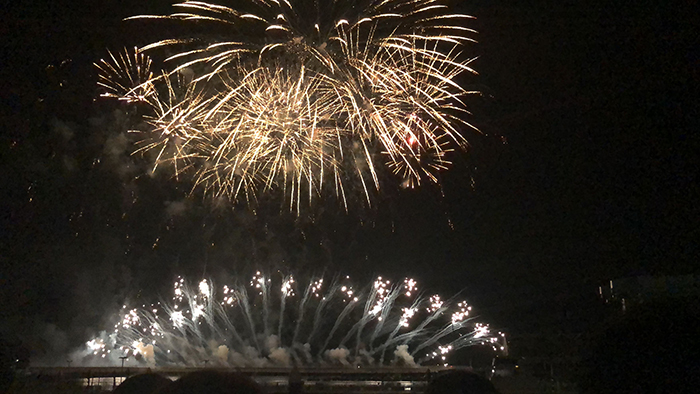八景島シーパラダイス花火写真&花火動画アップ!2018年*動画も写真も同時にすべてiPhone撮影_e0171573_1985168.jpg