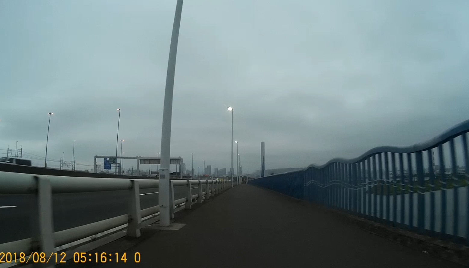 f0376214_16112195.jpg