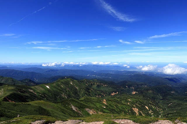 晴天の月山_e0137200_16431953.jpg