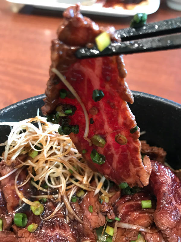 絶品!激安 和牛炙り漬け丼&沖縄豚のポークジンジャー_a0359239_19001650.jpg
