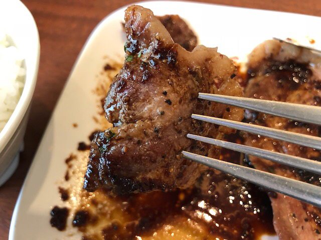 絶品!激安 和牛炙り漬け丼&沖縄豚のポークジンジャー_a0359239_19041632.jpg