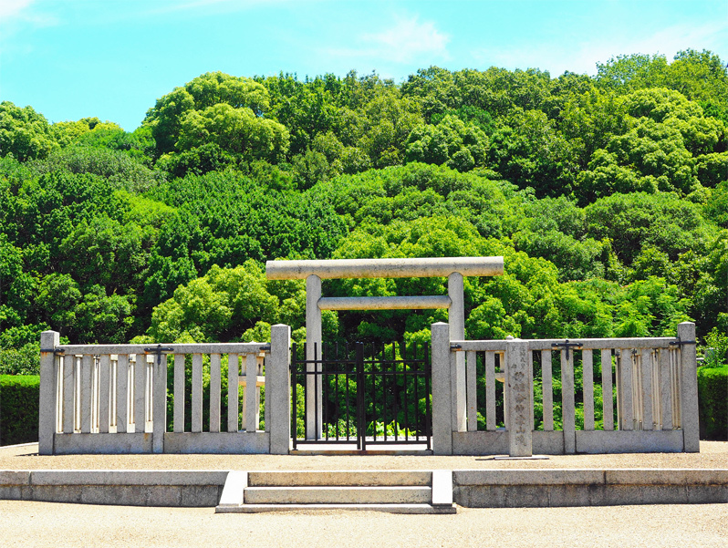 仲姫命陵古墳の真の被葬者は誰か？ 　～古市古墳群を歩く（２）_f0140054_09391379.jpg