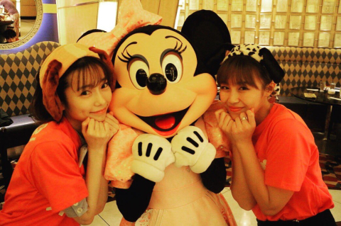 ぱるる と ゆかいな仲間たち E Girls鷲尾伶菜さんと デズニーデート ぱるるの無邪気な笑顔をありがとう いつまでも仲良くしてください O ﾟ ﾟ O 赤虎本舗