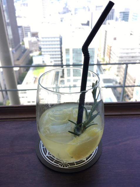 街で見つけた夏のおもてなしドリンク_f0375763_17291007.jpg