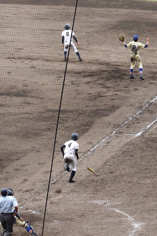 延長１３回裏に逆転サヨナラ満塁ホームランを目撃した熱闘甲子園_b0291402_15400730.jpg