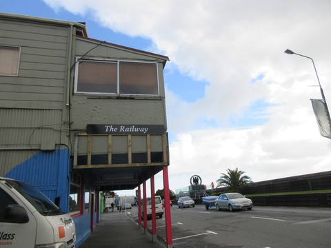 冬のニュージーランド旅(20)グレイマウスの宿 Railway Hotel_c0212604_211935.jpg