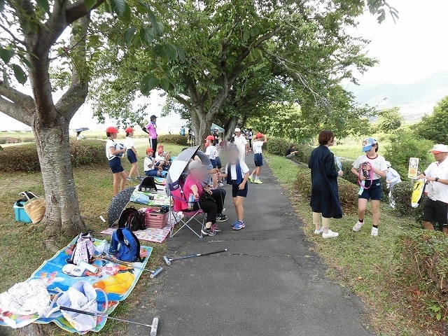 雨が降らず、うだる暑さの中で行われた「第23回 富士市ジュニアゲートボール大会」_f0141310_07345108.jpg