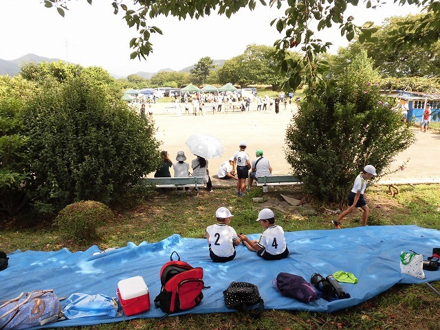 雨が降らず、うだる暑さの中で行われた「第23回　富士市ジュニアゲートボール大会」_f0141310_07345779.jpg