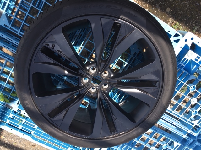 ジャガー F-PACE 純正 22インチアルミホイール＆タイヤセット ジャガー F-PACE 純正 22インチアルミホイール＆タイヤセット