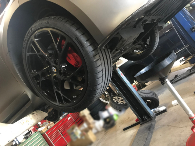 2年5ヶ月・38,000km でのバッテリー交換(メガーヌ・4個目)_c0005077_23082075.jpg