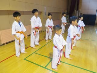 日曜空手　屯田教室　3才からの武道空手_c0118332_14294284.jpg