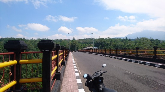 Jembatan Tukad Bangkungで待ち合わせ ＠ Pelaga, Badung (\'18年6月)_d0368045_3371570.jpg