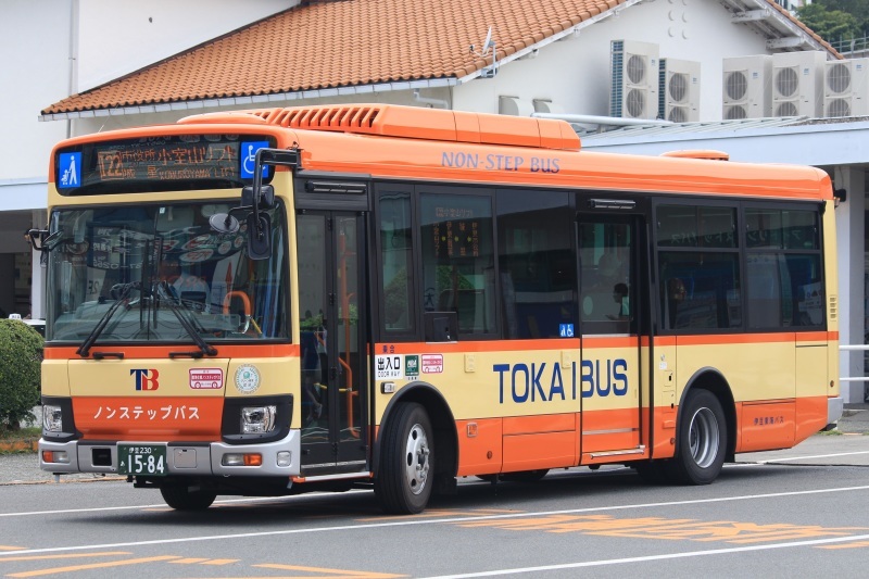 伊豆東海バス　1584号車_d0366764_16324798.jpg