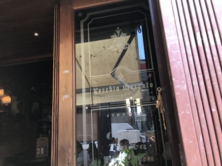 3人で一枚5ユーロのランチ_a0136671_01291337.jpeg