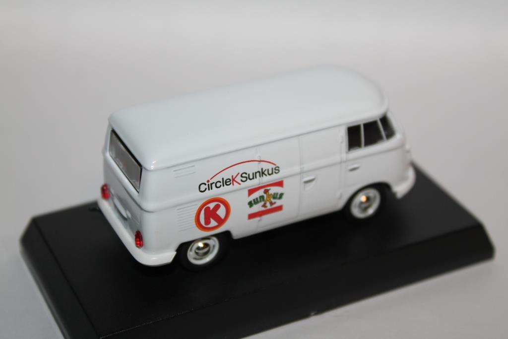 1/64 Kyosho CircleKSunkus 2007 Motor COLLECTION Volkswagen Type 2 (T1) #1_b0285587_05561949.jpg