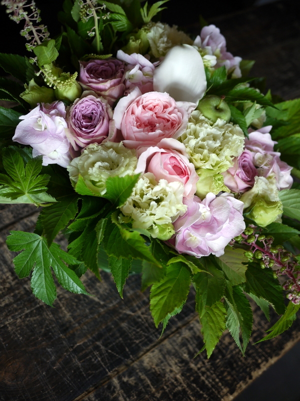 お供えのアレンジメント キリスト教の方へ 18 08 14 札幌 花屋 Mell Flowers