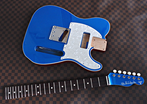 「Speedy Blue MetaのStandard-T」の塗装が完了です!_e0053731_15123227.jpg